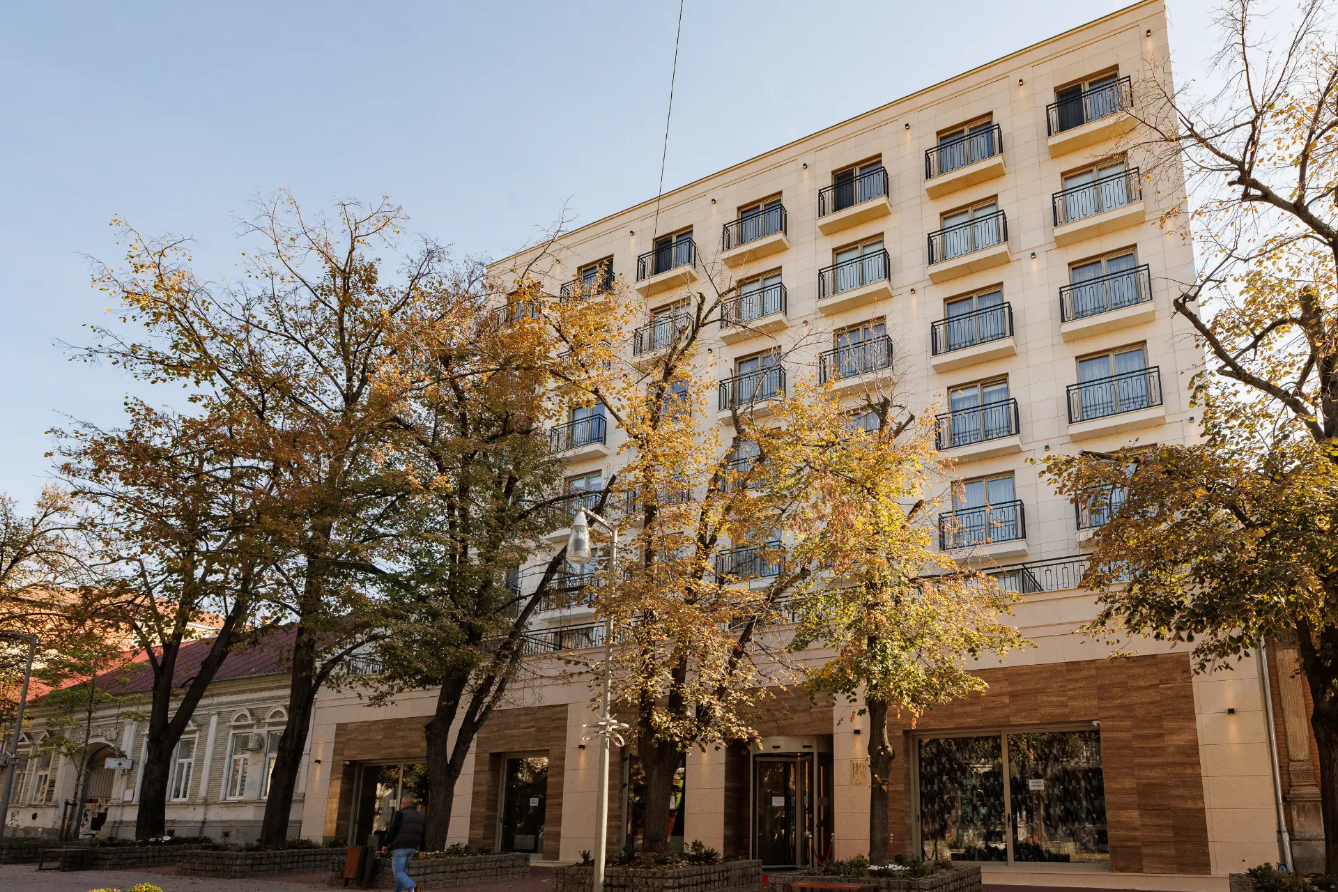 Hotel HOGO Inđija Lokacija Centar Grada Idealna Za Poslovna Putovanja I Odmor